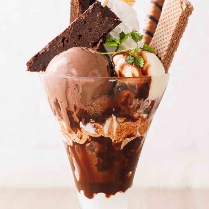 チョコレートパフェ